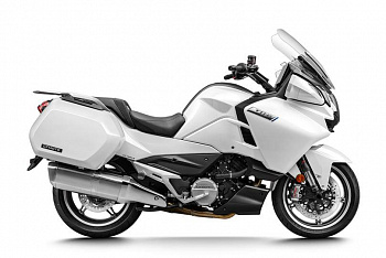 Мотоцикл CFMOTO 1250TR-G (ABS)
